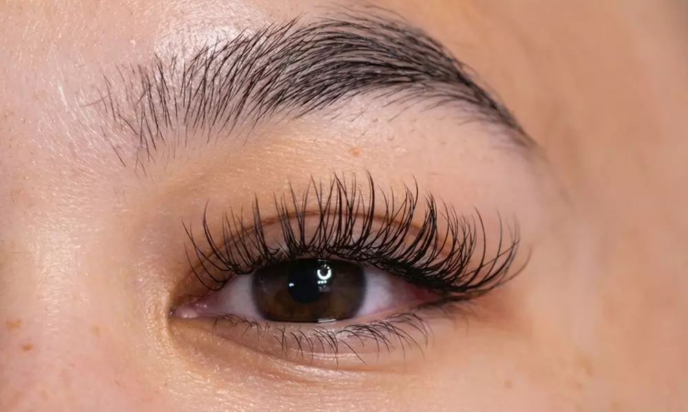 Get a Classic, Hybrid, Volume or Mega Vision Eyelash Extensions