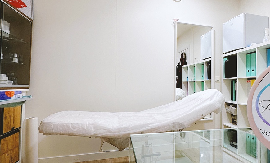 Image 2: Vitaminas inyectadas revitalizantes, peeling químico médico