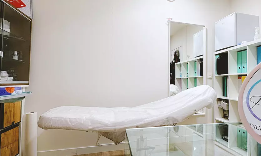 Vitaminas inyectadas revitalizantes, peeling químico médico