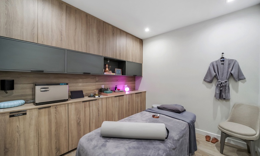 Image 4: Relax with 30-Min Massage and 30-Min Infrared Sauna Sessions to Choose