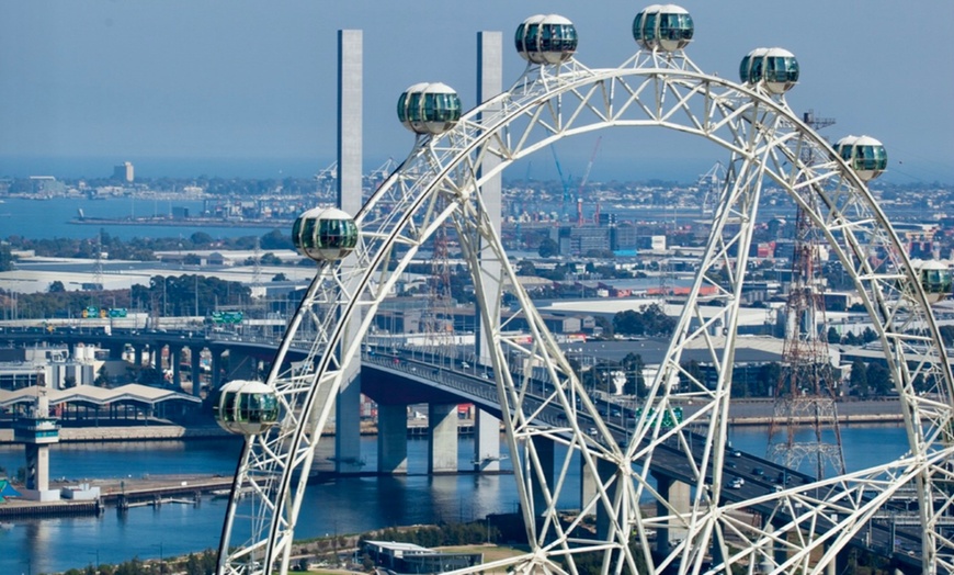 Image 3: Melbourne CBD, Twilight CBD or Melbourne City Helicopter Scenic Flight