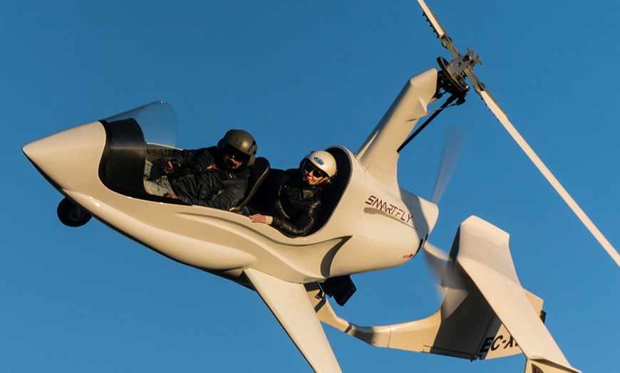 Image 7: Surca los cielos: bautismo de vuelo en autogiro para 1 o 2 personas
