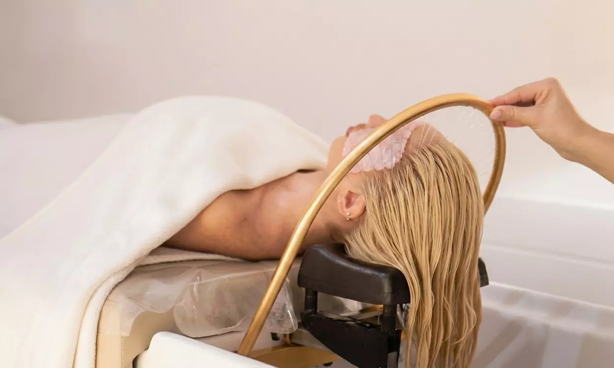 Head spa "Evasion" d'1h ou "Prestige" d'1h45 avec Sagesse Salon De Beauté à Vénissieux (jusqu'à 38% de remise) - Primary Image