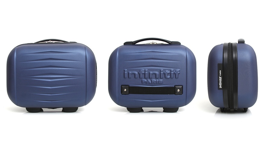 Image 22: Cabin and Vanity Case Luggage Set