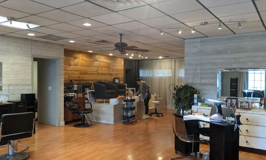 Image 3: Get a Gel Manicure and Spa Pedicure for Lasting Nails