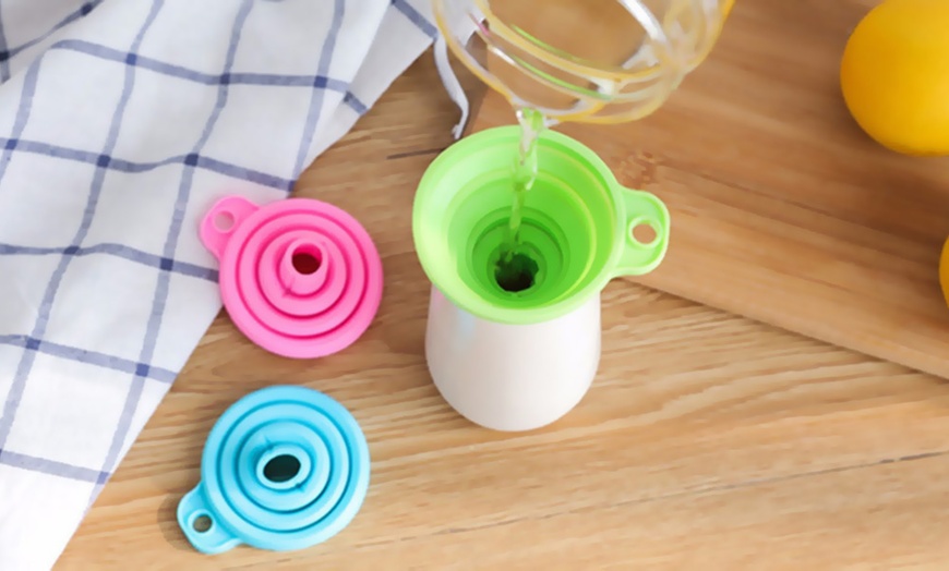 Image 5: Up to 4 Space-Saving Collapsible Kitchen Funnel