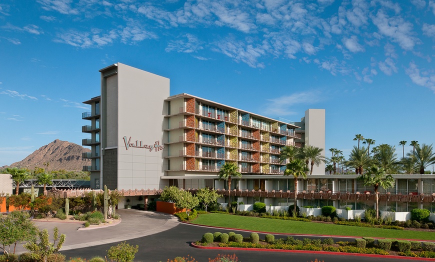 Image 2: Member Pricing: Stylish 4-Star Hotel with Spa and Restaurant