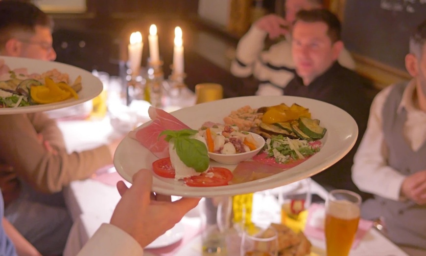 Image 2: Italienisches 3-Gänge-Menü mit Pizza/Pasta nach Wahl für 1-4 Personen