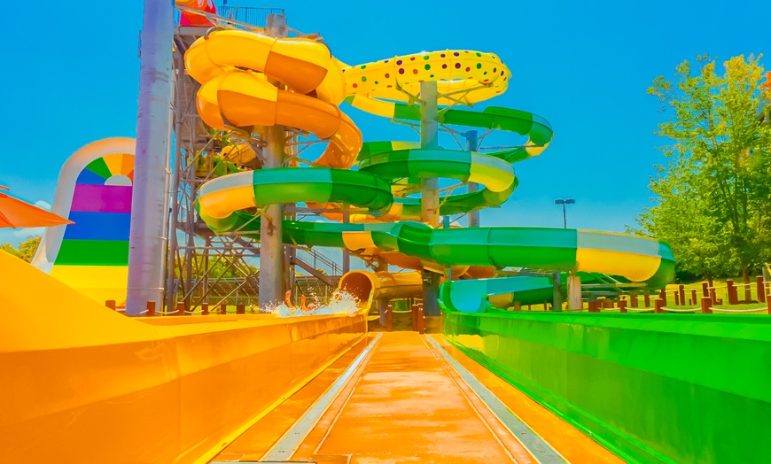 Image 7: Virginia Mountain Resort with Waterpark and Ski
