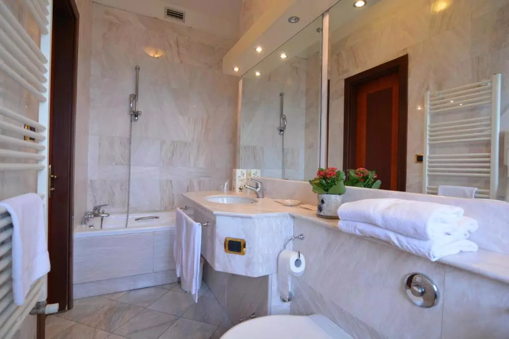 Abano Terme 4*: Smart Room con mezza pensione e piscine termali