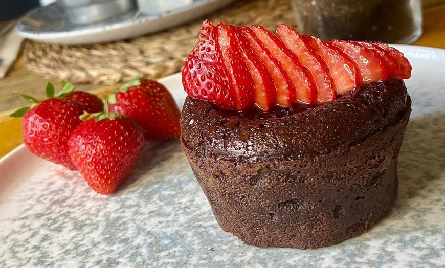 Image 6: Menú internacional para 2 personas con entrante, postre y bebida