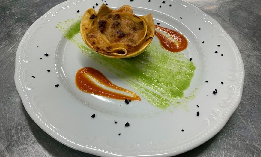 Image 13: Urbino 4*: camera Comfort o Deluxe con mezza pensione e Spa