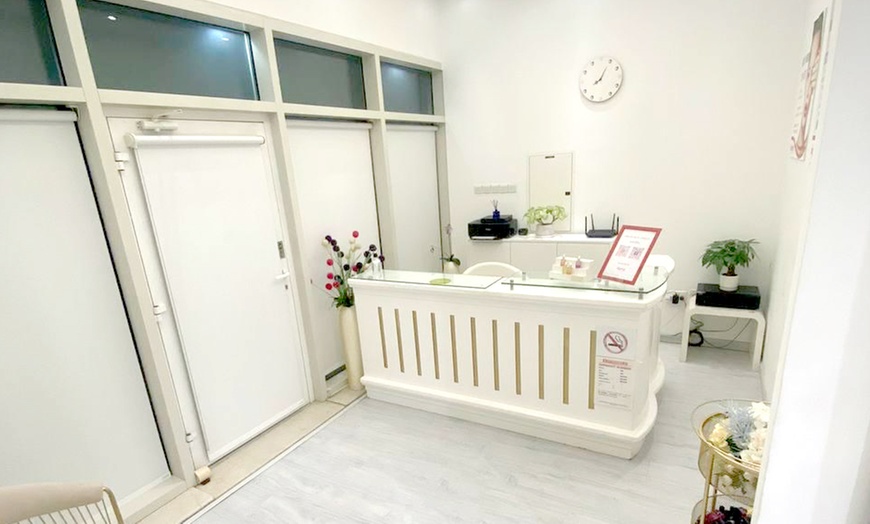 Image 5: Choice of Manicure & Pedicure at Tip Top Beauty Lounge