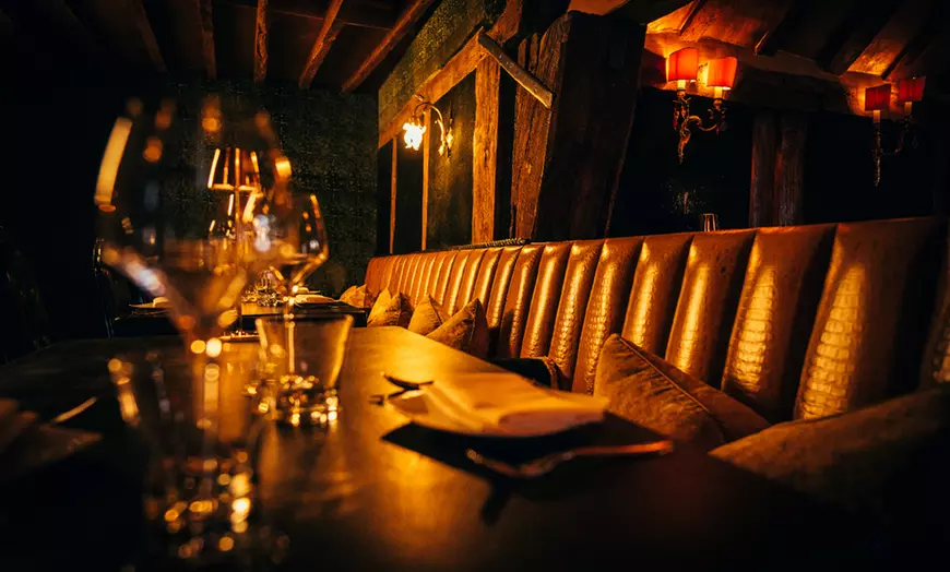 Image 8: The Crazy Bear | Thai 12-Plate & Drinks | Beaconsfield & Stadhampton