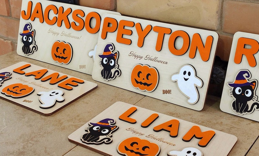 Image 6: Personalisierbares Namens-Puzzle im Halloween-Design