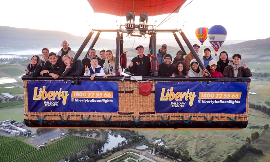 Image 3: Yarra Valley Sunrise Hot Air Balloon Experience with Panoramic Views 