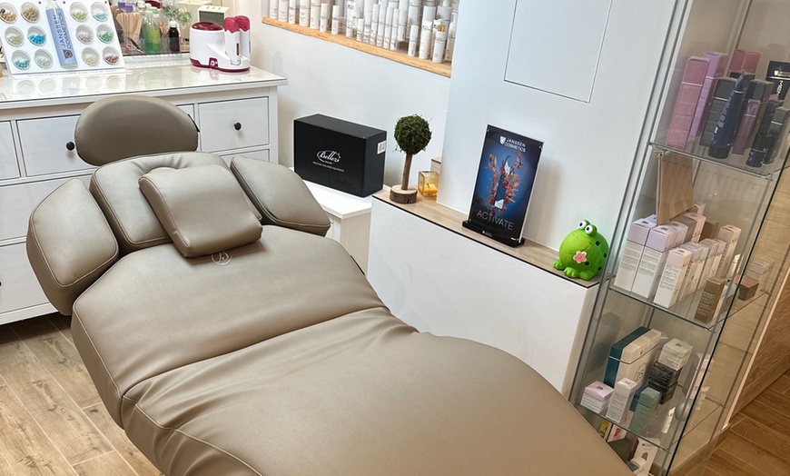 Image 6: Microblading, Ombre/Powder Brows oder Kombi-Brows inkl. Nachbehandlung