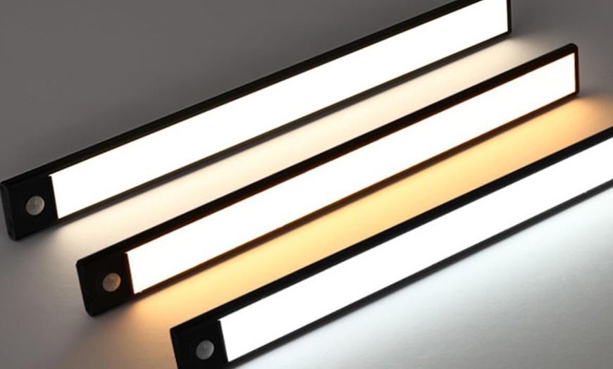 Image 3: Two Packs of Rechargeable Motion Sensor Under-Cabinet Lights