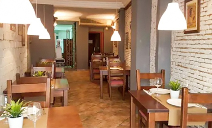 Image 10: Menú mediterráneo para 2 o 4 personas