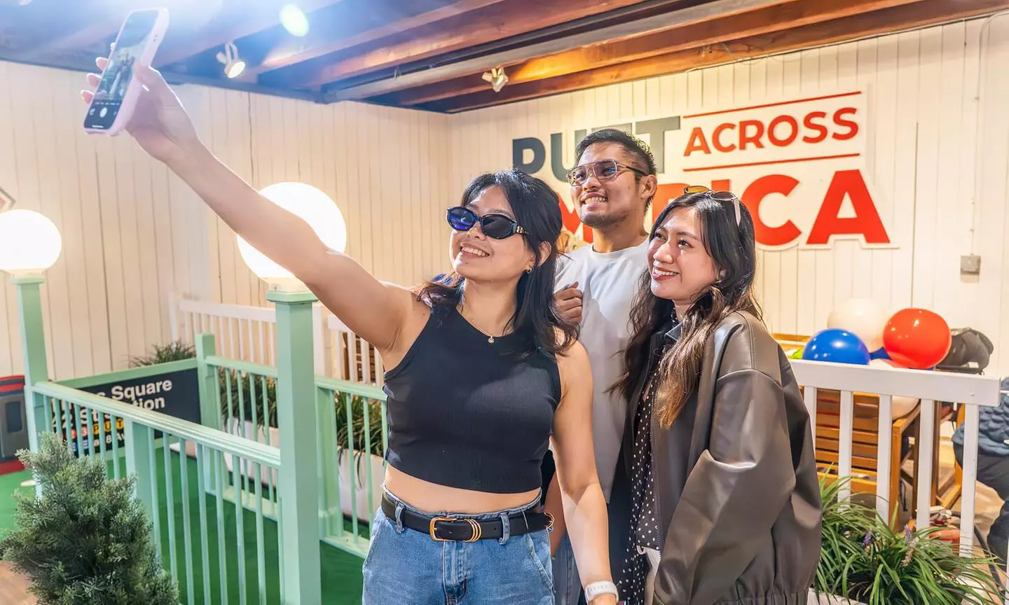 Indoor Mini Golf Journey Across America at Faneuil Hall