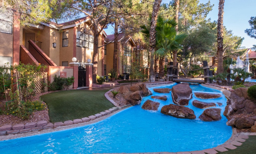 Image 10: Spacious suites minutes from the Strip and downtown Vegas