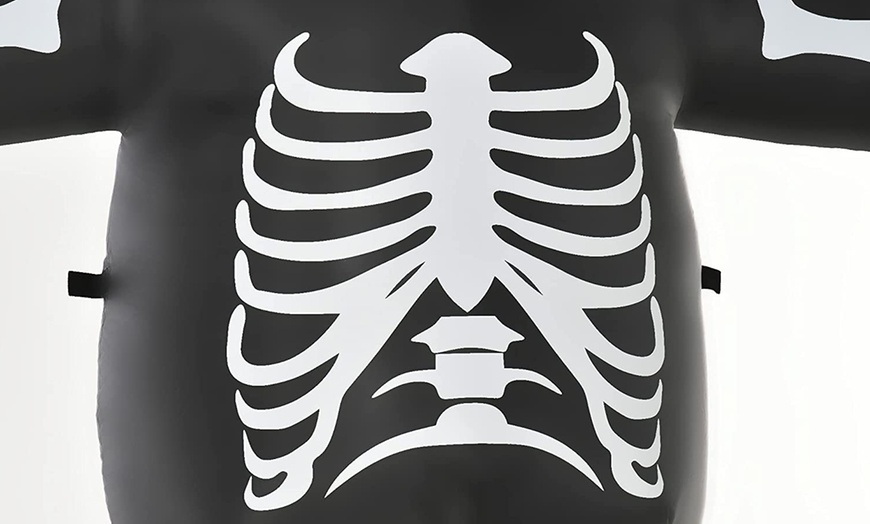 Image 36: HomCom Halloween Inflatable Decorations, Ghosts and Skeletons