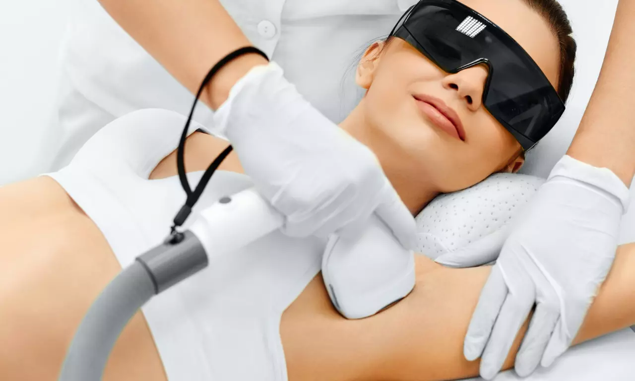 Enjoy 6 Laser Hair Removal Sessions on Small, Medium or Large Areas 
