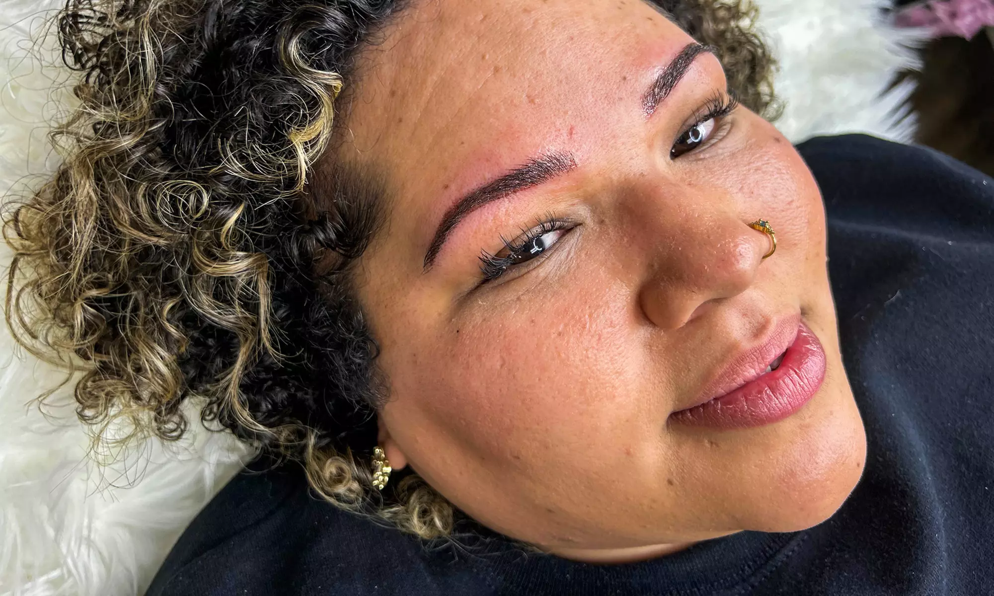 One Microblading or Ombré Microshading Session or One Combo Session