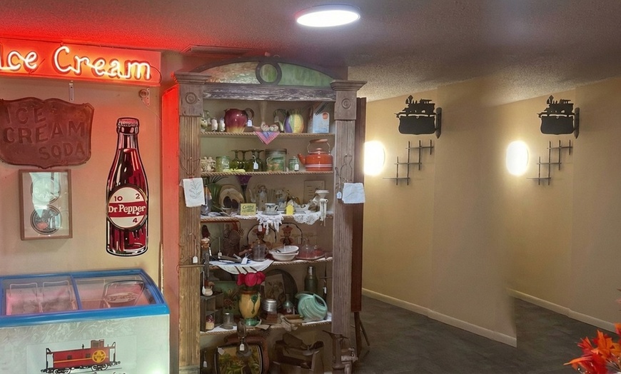 Image 8: Your Choice of 1, 2 or 4 Combos & Ice Creams for 1, 2 or 4 People