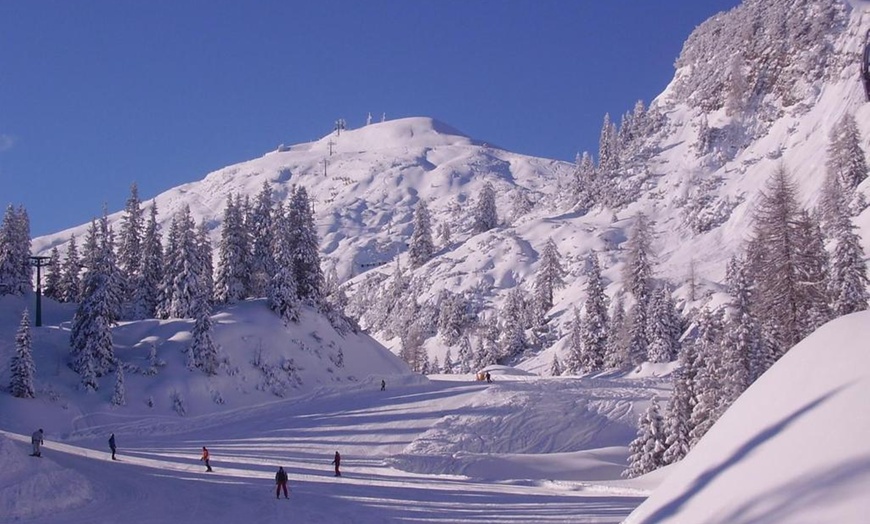 Image 3: Dolomiti del Brenta: soggiorno per 2 in camera doppia con colazione