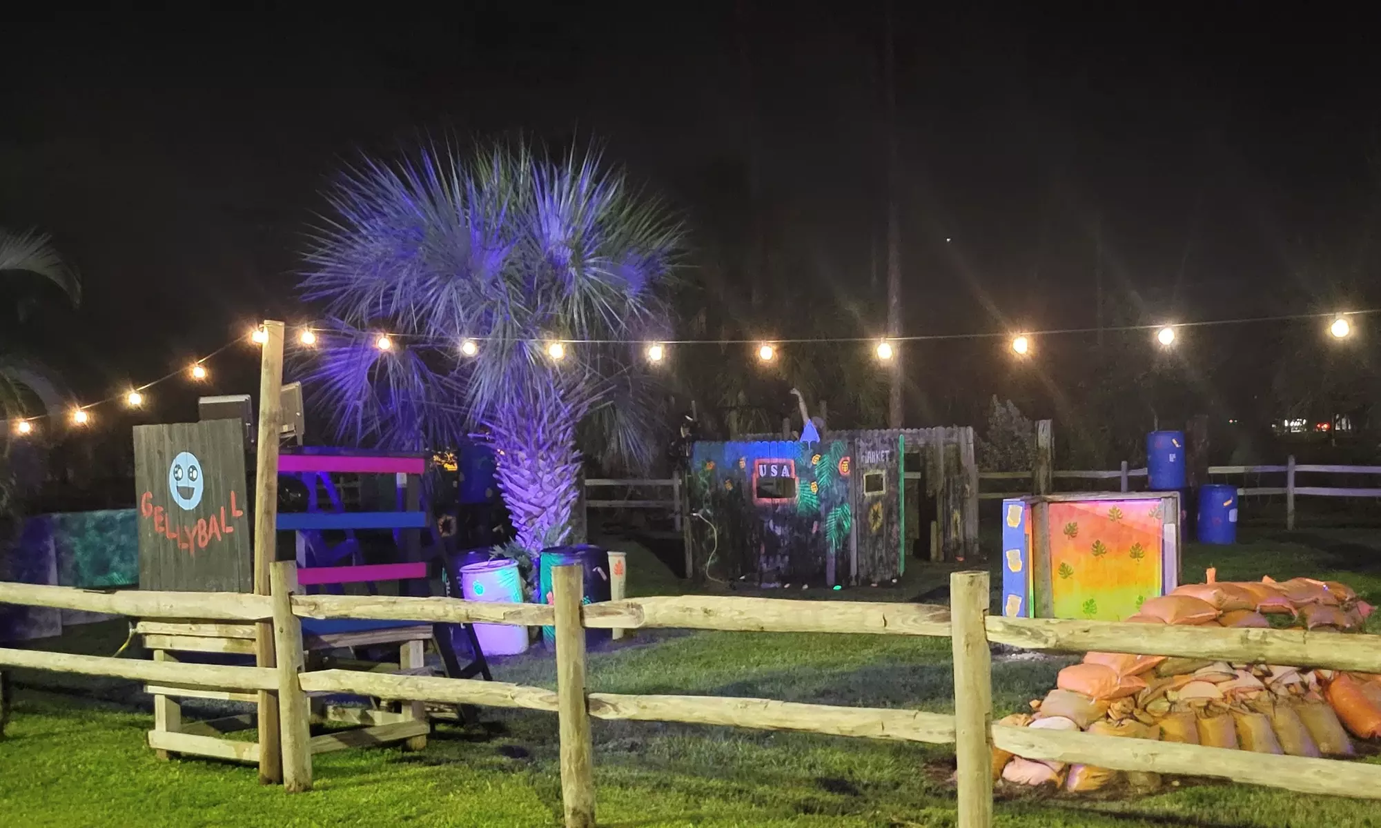 Deluxe Miniature Golf Course Experience