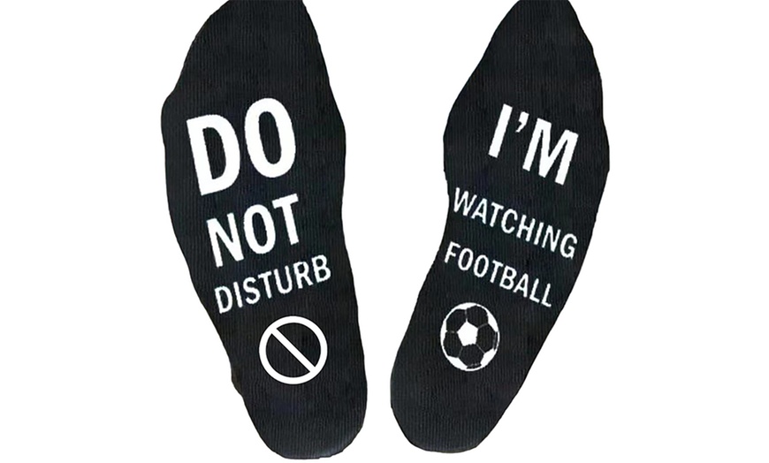 Image 2: Paire de chaussettes humoristiques football