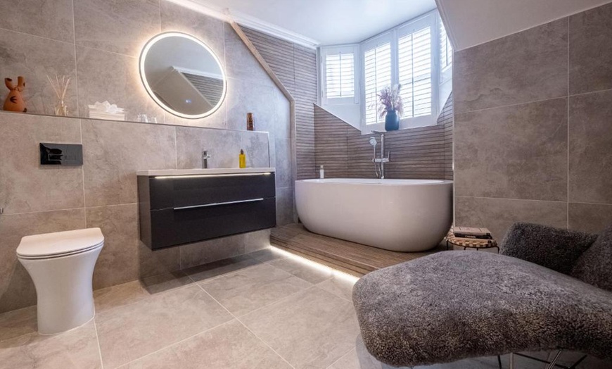 Image 6: Fife: 1-3 Nights Stay with Prosecco and Late Checkout