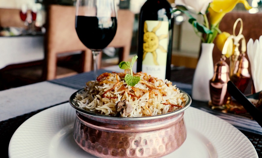 Image 1: Indulge in Veg or Non-Veg Indian Set Menu Feast For Up to Four People 