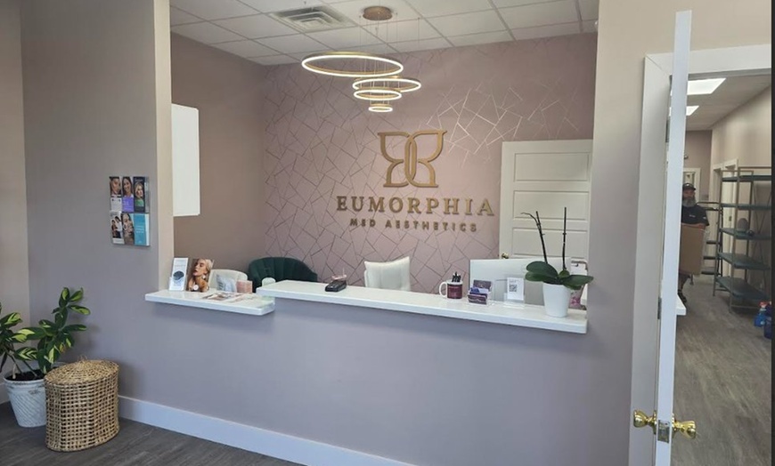 Image 2: 50 or 100 Units of Dysport for Natural Results w/ Medical Supervision