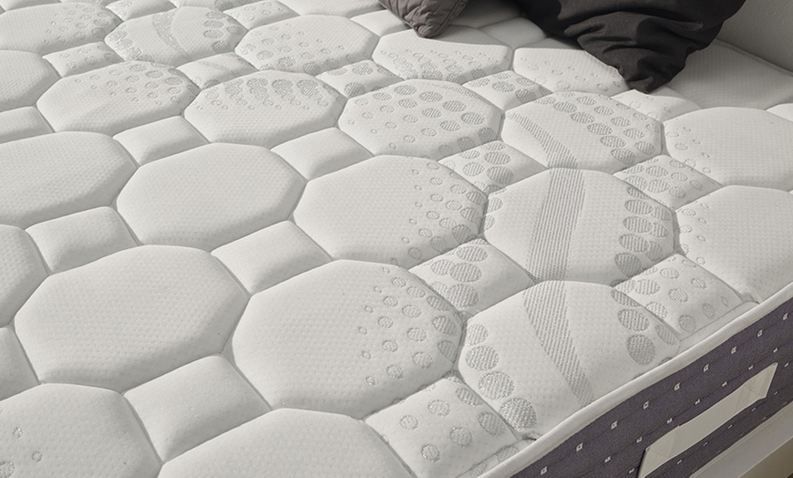 Image 4: Memory Foam Nature Pocket Spring Mattress