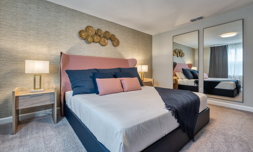 Image 32: Resort Retreat in Orlando’s Vacation Corridor with Private Pools