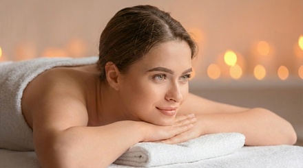45 Min Swedish or Deep Tissue Massage with Hot Stones or Aromatherapy - Yonge and 407 RMT Clinic