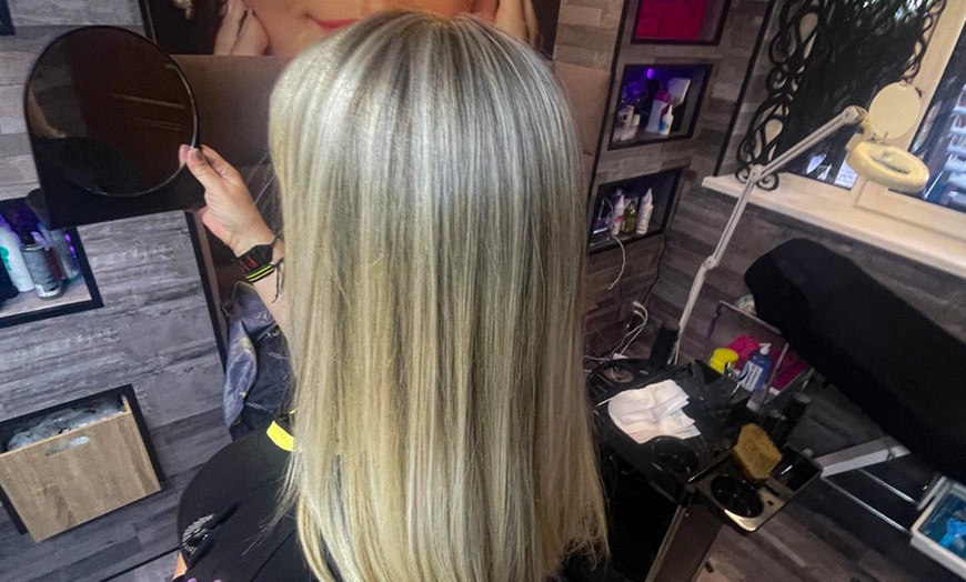 Image 6: Koloryzacja i modelowanie w salonie fryzjerskim Ewelina