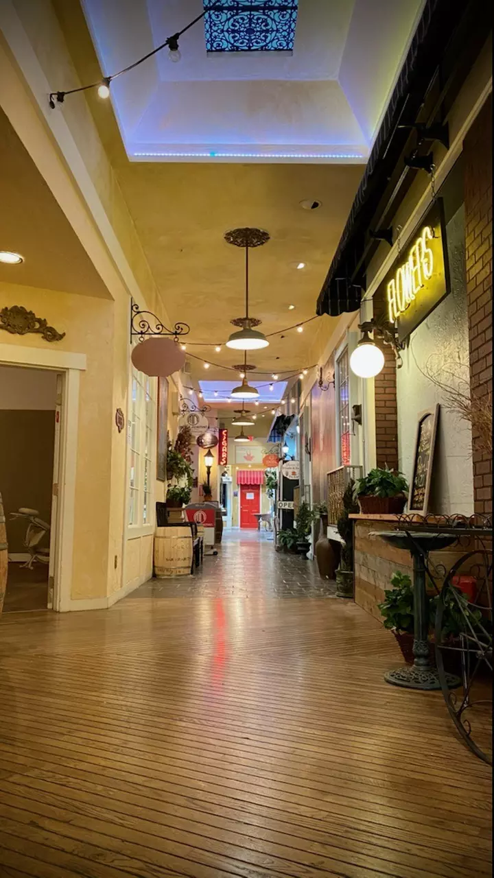 Tailored Touch: One or Two Signature Massages (50 or 80 Minutes)