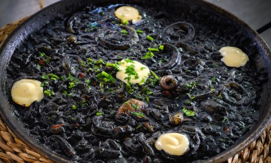 Image 5: Menú de arroces para 2 o 4 personas en la plaza de la Merced