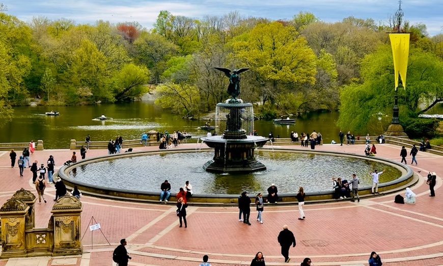 Image 3: 60- or 90-Min Central Park Pedicab Tour for Two or Three People
