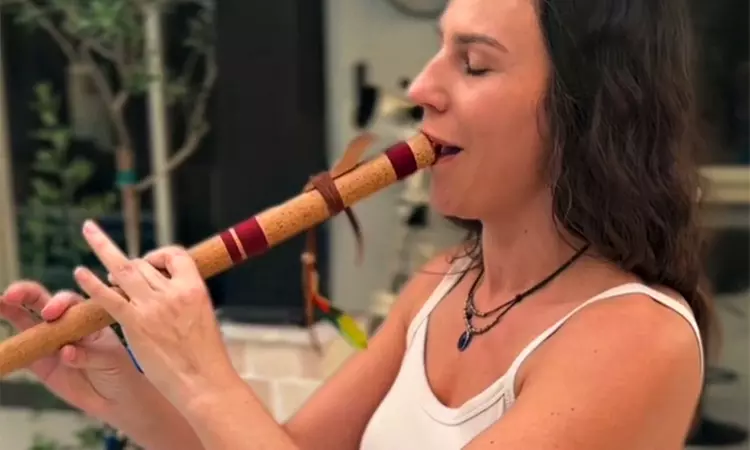 1 or 4 Beginner Flute Lessons to Build Skill & Confidence at Elemental Flow(Up To 40% Off) - Primary Image