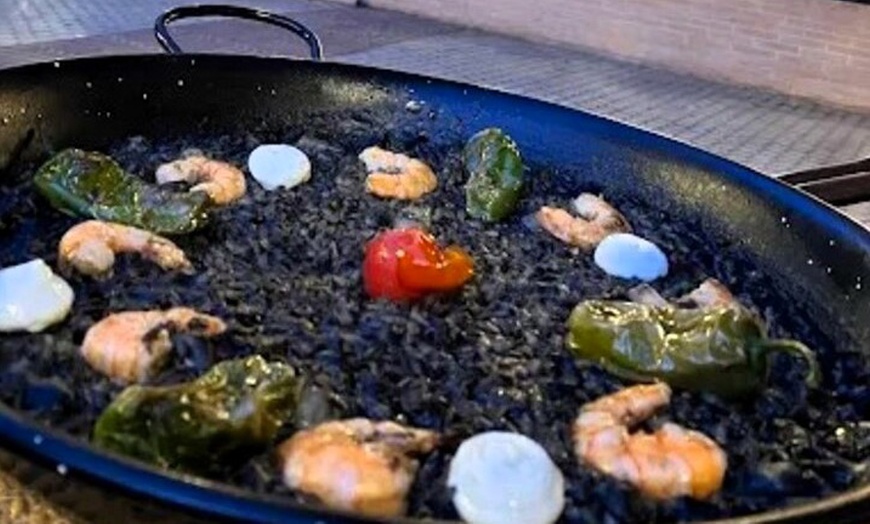 Image 6: Menú mediterráneo para 2 o 4 personas con arroz para compartir