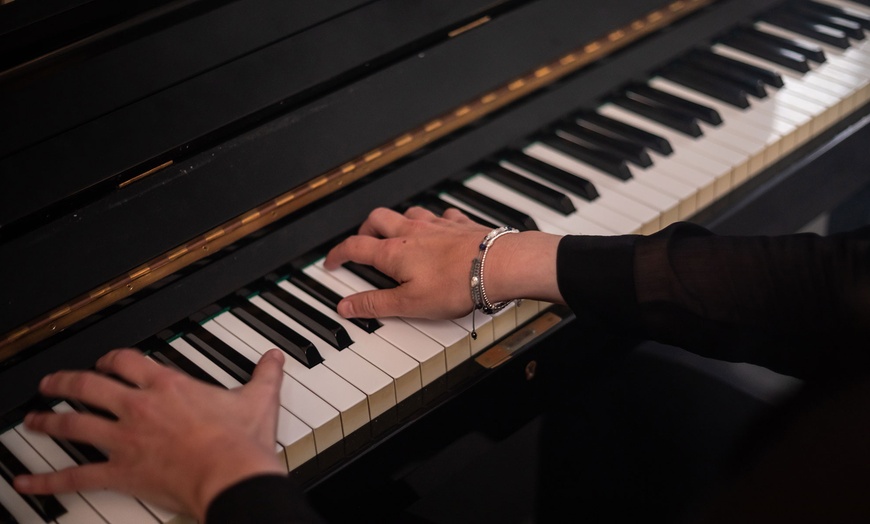 Image 9: Klassiek in een rauwe jas: muziek in mysterieuze fabriekshallen