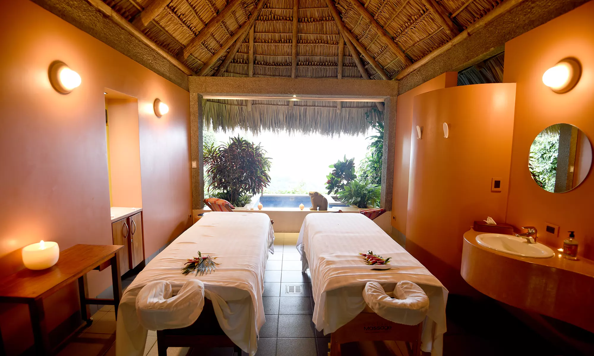 ✈ 5-Night Upscale Costa Rica Vacation w/ Air & Car from Travel by Jen