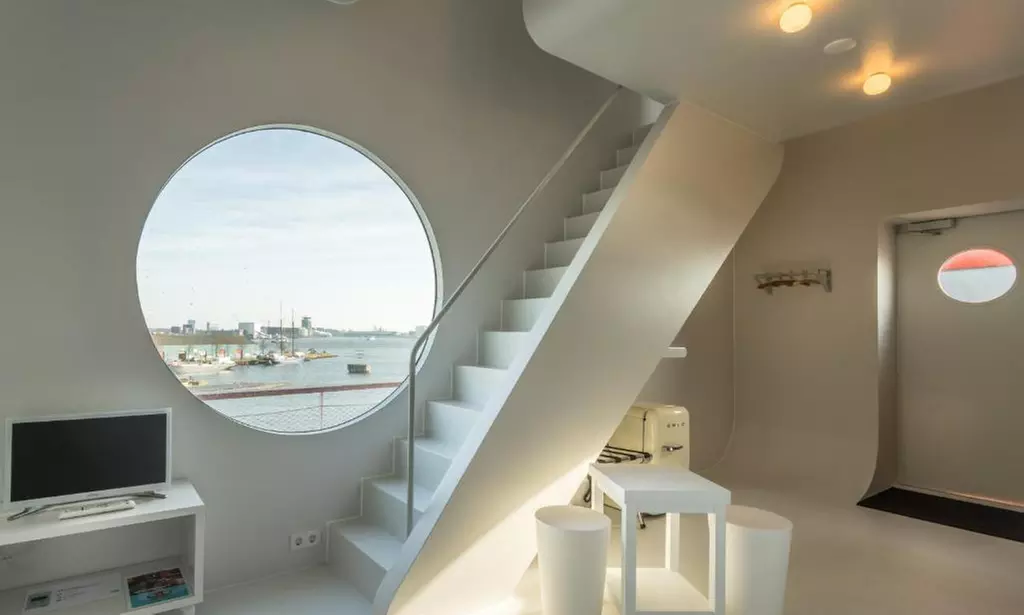 ✈  2 or 3 Nights Amsterdam P&O Cruise w/ Stay & Return Coach Transfers