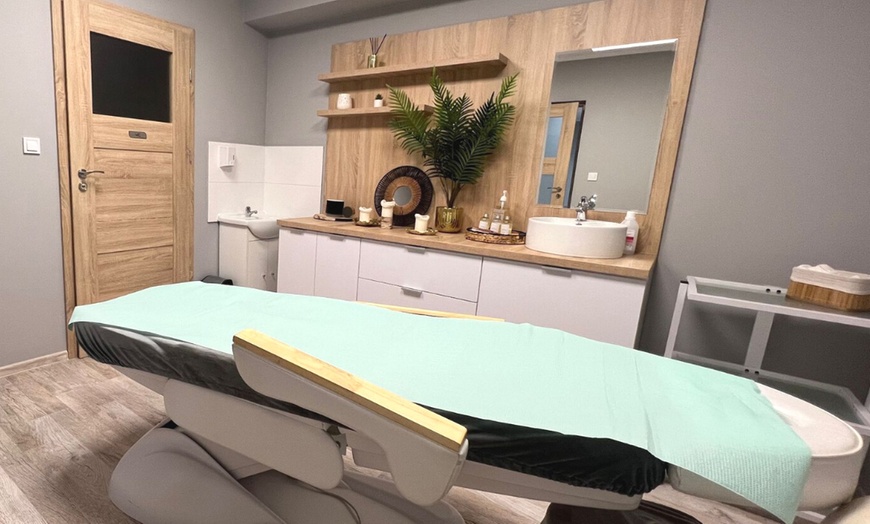 Image 5: Karty podarunkowe o różnej wartości na wybrane zabiegi kosmetyczne