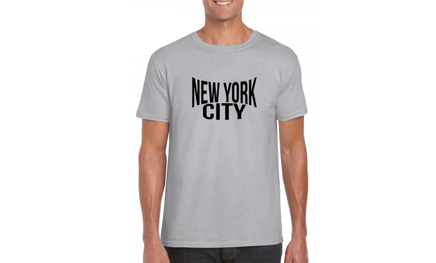 Image 3: Men's New York City T-Shirt