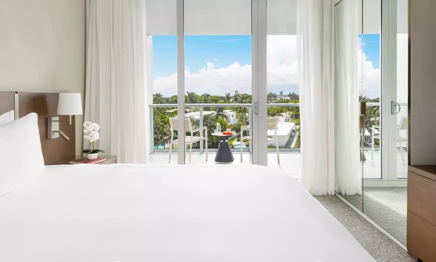Deluxe Suite King Bed with Balcony